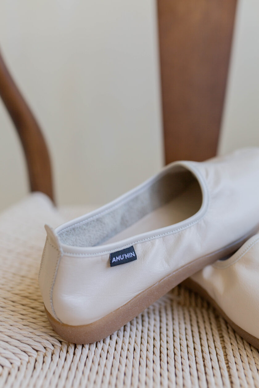 Leather outdoor shoes